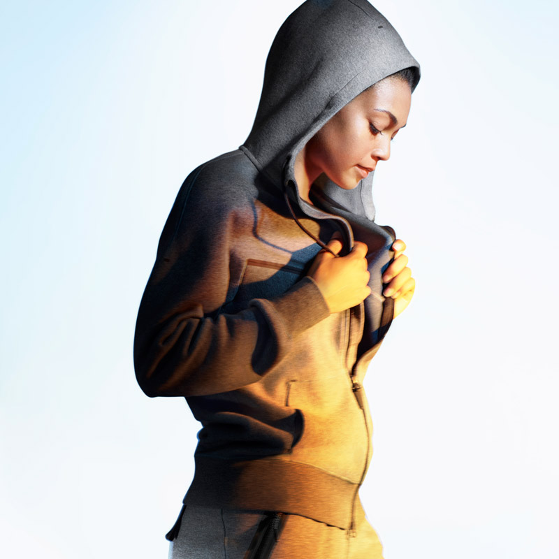 「NikeLab Tech Fleece Hoodie x Kim Jones（ナイキラボ テク フリース フーディー ×キム・ジョーンズ）」3万2400円