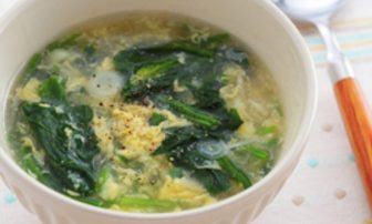 【旬菜】栄養たっぷり。朝食に食べたい「ふんわり卵とほうれん草の中華スープ」