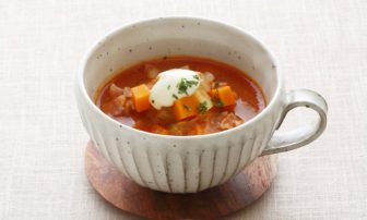 【豆乳オリーブオイル】低カロリーで胃腸に優しい！赤と白のスープレシピ
