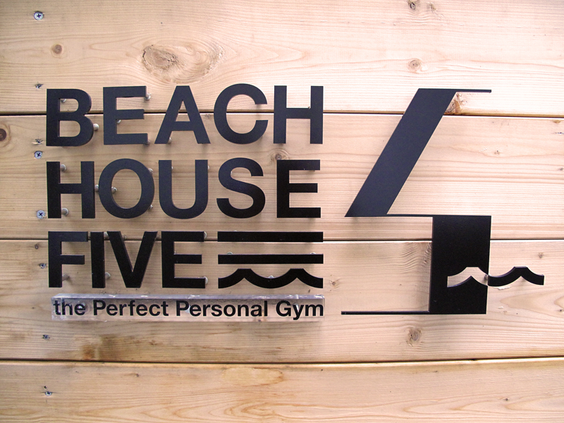 東京・西麻布にある西村さんのジム「BEACH HOUSE FIVE」