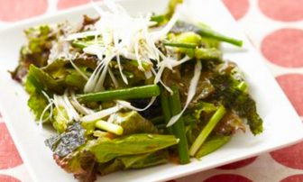 【夏野菜の痩せレシピ】ピリ辛味が食欲をそそる「チョレギサラダ」