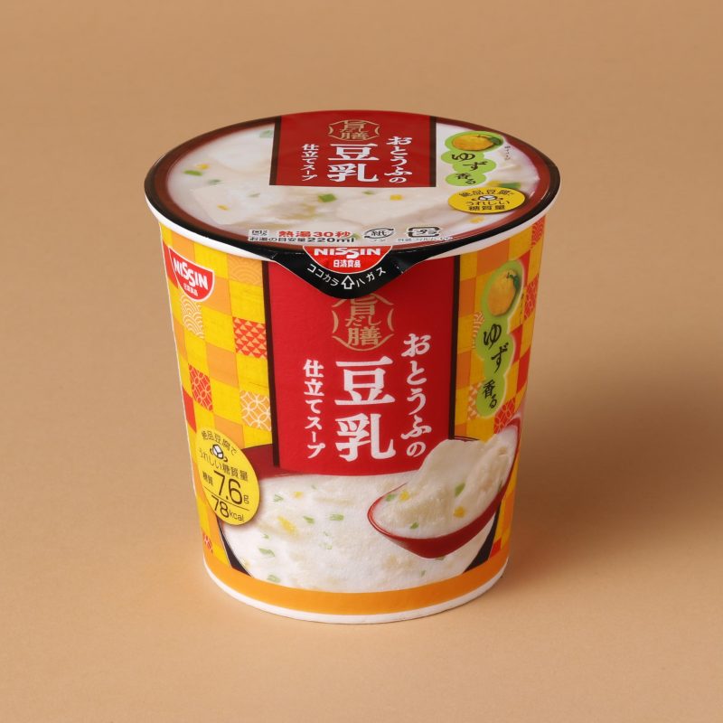 『旨だし膳 おとうふの豆乳仕立てスープ』（日清食品）183円（税込・編集部調べ）