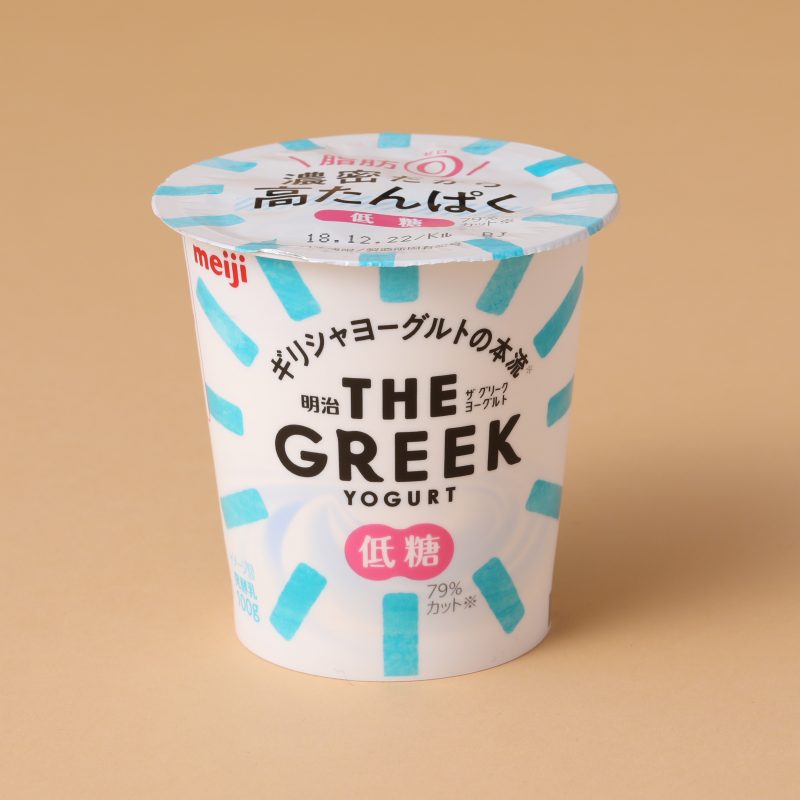 『明治 THE GREEK YOGURT 低糖』（明治）149円（税込・編集部調べ）