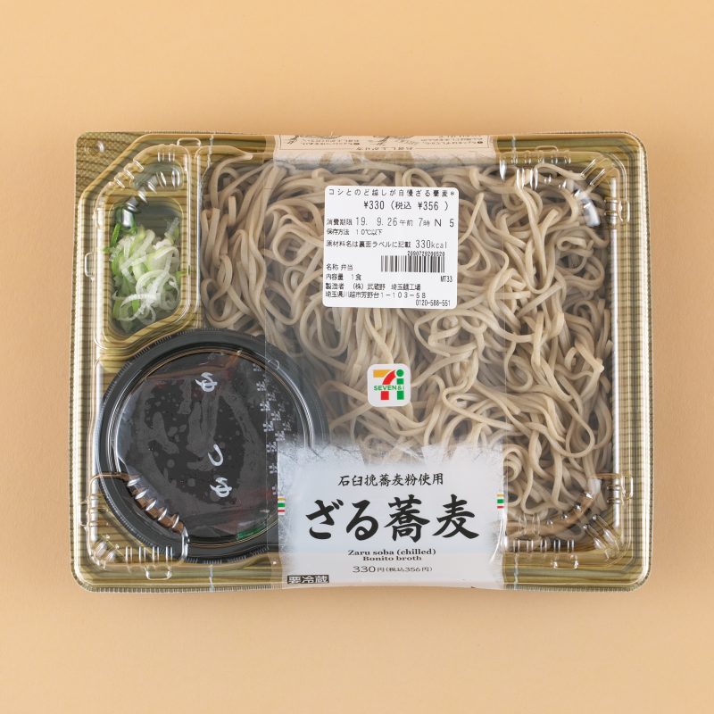 『コシとのど越しが自慢 ざる蕎麦』（セブン-イレブン）356円（税込）