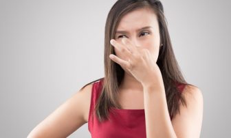 体臭・口臭、足の臭い…気になる体の臭いの原因と対策7選まとめ