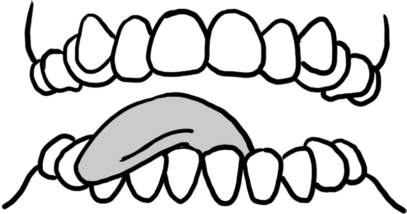 下の前歯に舌が当たると痛みを感じることもあるため、なるべくゆっくり回す