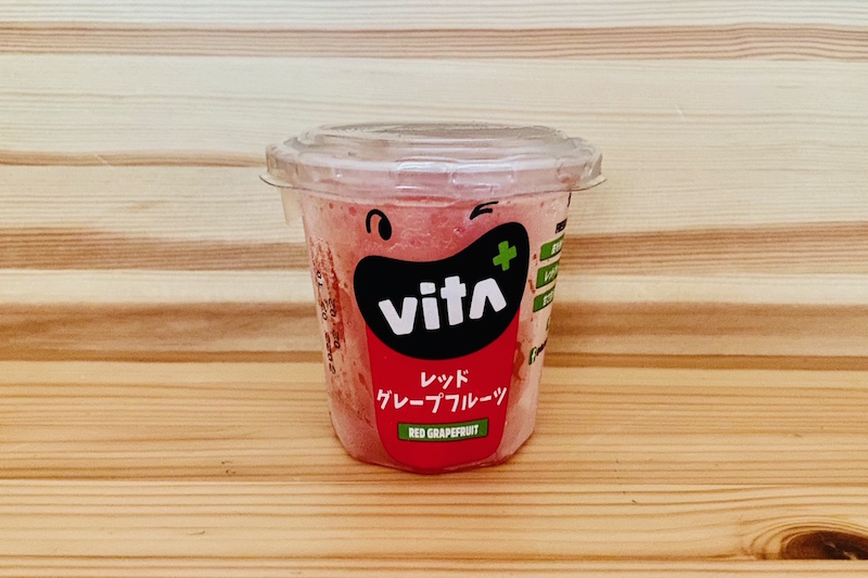 『vita+　レッドグレープフルーツカップ』（アルテックス・アジア）128円（税込・編集部調べ）