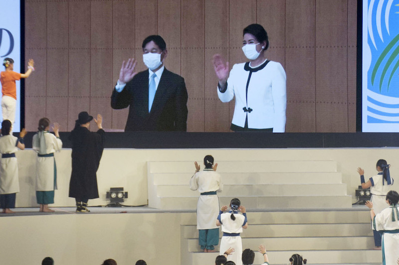 宮崎県で行われた「国民文化祭」の開会式にオンラインで出席された天皇皇后両陛下