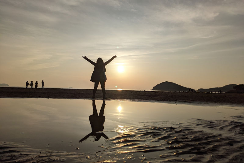 全国的にも有名になった父母ヶ浜（香川県）では絶景写真に挑戦