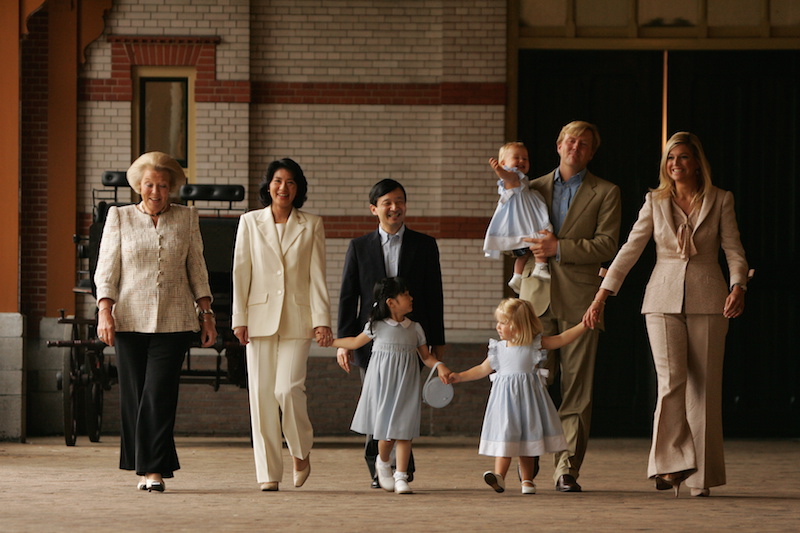 2006年8月、オランダのベアトリクス女王からの誘いで、オランダでご静養された際の天皇皇后両陛下と愛子さまとオランダ王室の方々