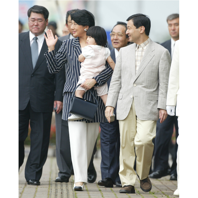 2003年8月7日から18日、那須御用邸で過ごされた天皇皇后両陛下と愛子さま