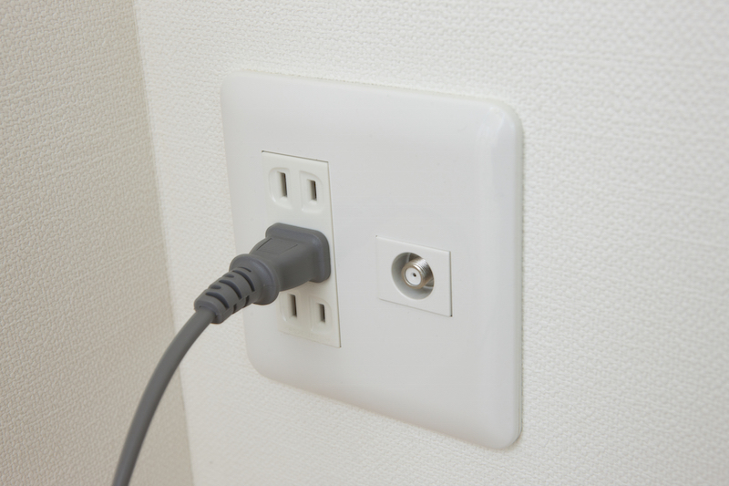画像 台風が来ると屋内にある家電が故障する可能性も 水漏れ 落雷 停電に備えてやるべきこととは 8760 By Postseven