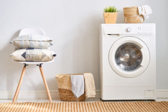 ドラム式洗濯乾燥機の「乾きムラ」「乾かない」問題を解決！日々のお手入れ方法を家電ライターが…