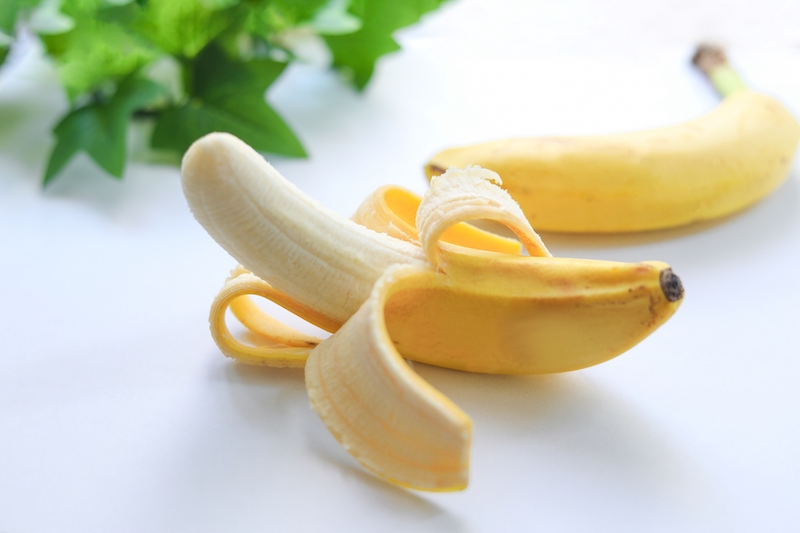 セロトニン合成に必要な栄養がすべて含まれているバナナ