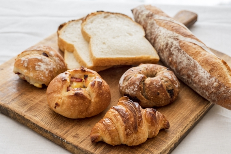 さまざまな種類のパン