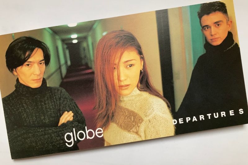 globeの4枚目シングル『DEPARTURES』（1996年）は200万枚を超える大ヒットに