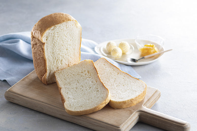 パナソニック『ホームベーカリー ビストロ SD-MDX4』は、人気高級食パンの『乃が美』監修による『生』食パン風レシピが好評