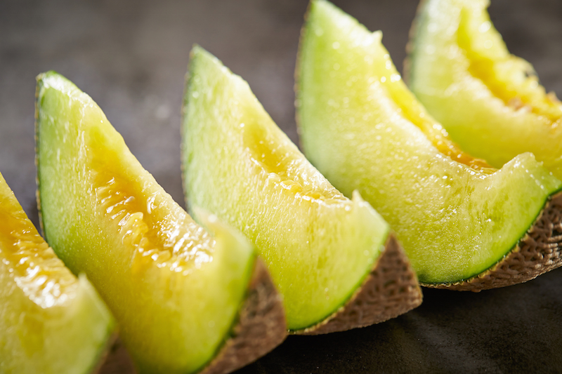 メロンやマンゴーなど熱帯産の果物は、高血糖を考えると避けるべき（Ph／イメージマート）