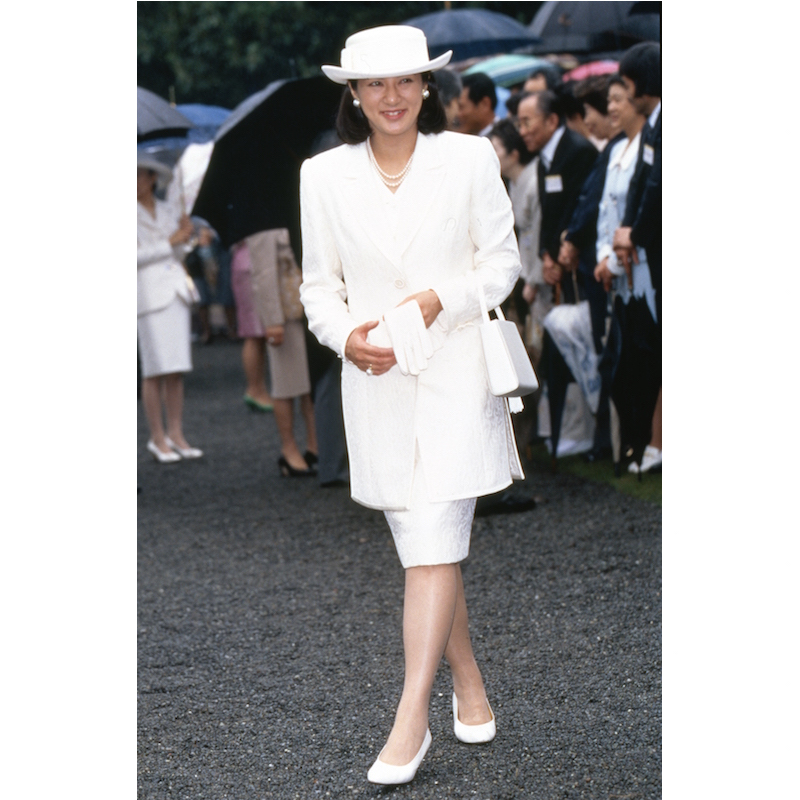 1999年5月の春の園遊会はオールホワイトコーデの洋装で出席された雅子さま