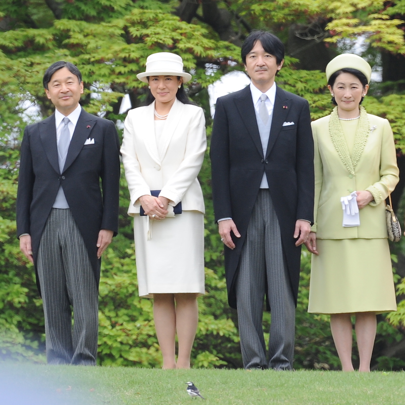2016年4月に東京・赤坂御苑で開かれた春の園遊会にご出席の皇室の方々