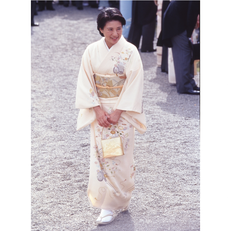 招待客に会釈される雅子さま（2002年4月23日、Ph／JMPA）