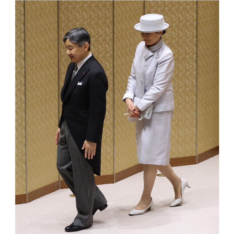 日本学士院賞の第113回授賞式に出席された天皇皇后両陛下