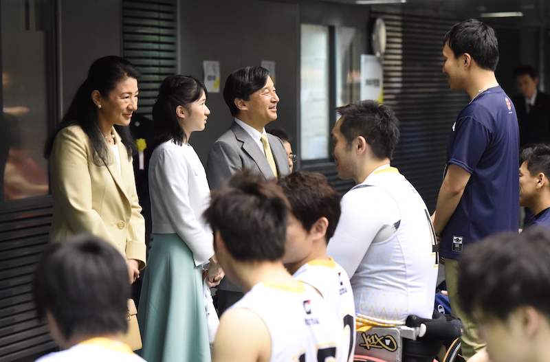 2017年5月、第45回日本車椅子バスケットボール選手権大会の決勝をご観戦の雅子さまと天皇陛下と愛子さま