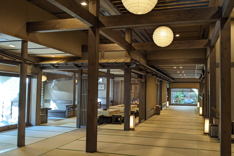 筆者は定山渓温泉に昨年オープンした「ゆらく草庵」に滞在し、JOZANKEI NATURE LUMINARIE 2023を満喫