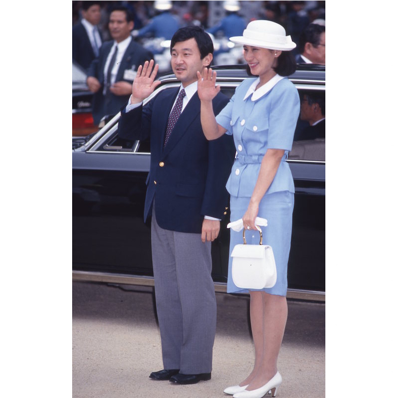 1993年8月、栃木県宇都宮市でサッカーの試合をご観戦になった雅子さまと天皇陛下