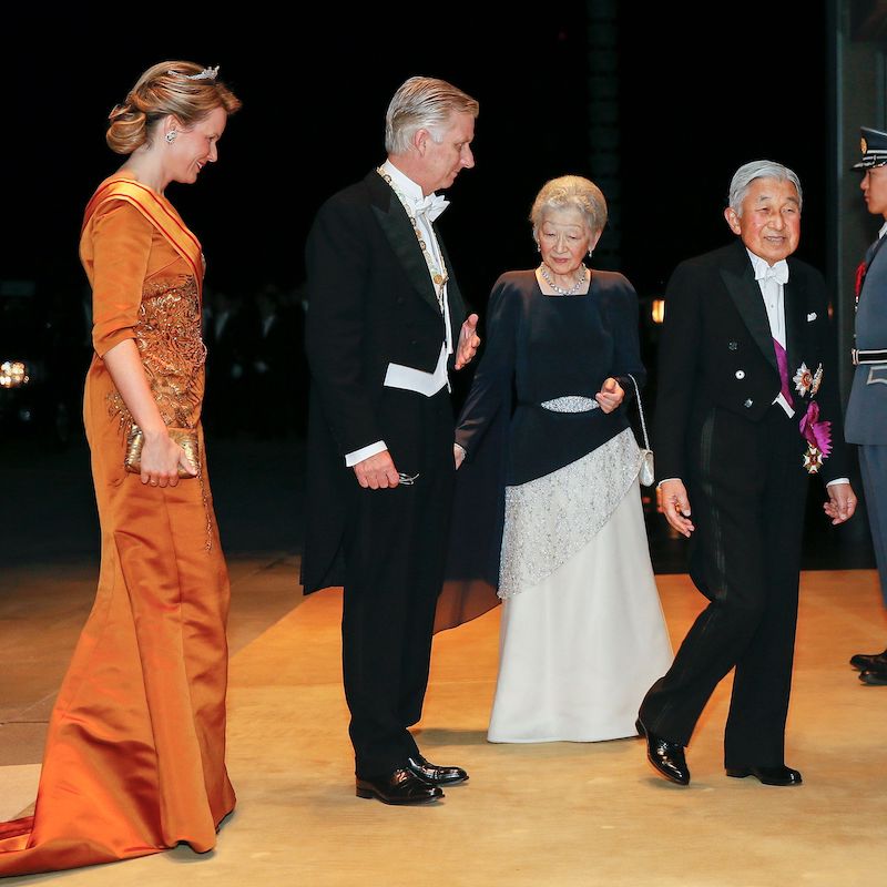 友好150周年を記念して来日したフィリップ国王夫妻を出迎えられた夜、宮中晩餐会が開かれた（2016年10月11日、Ph／JIJI PRESS）