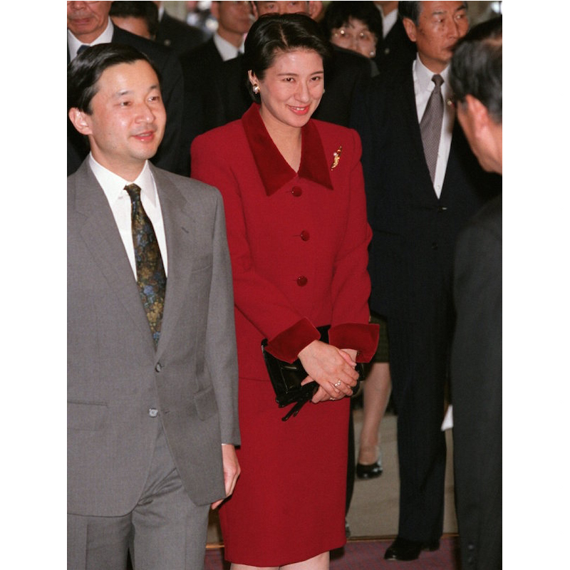 2002年2月の『青少年読書感想文全国コンクール』表彰式にご出席の天皇陛下天皇陛下