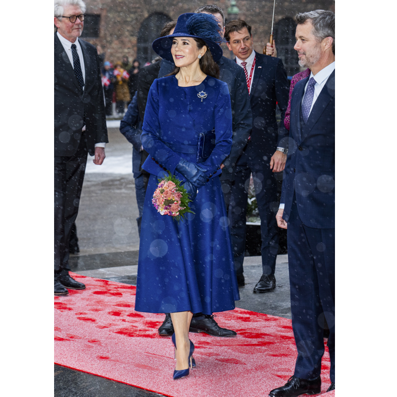 全身ブルーカラーで登場したメアリー王妃（2024年1月15日、Ph／GettyImages）