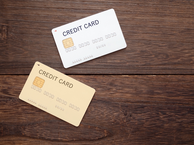 ポイント還元率はクレジットカードにより異なるものの、引き落としよりもお得に（Ph／photoAC）
