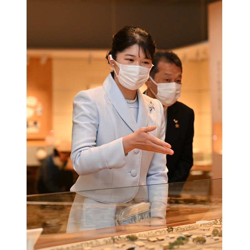 「斎宮歴史博物館」を視察される愛子さま（2024年3月27日、Ph／JMPA）