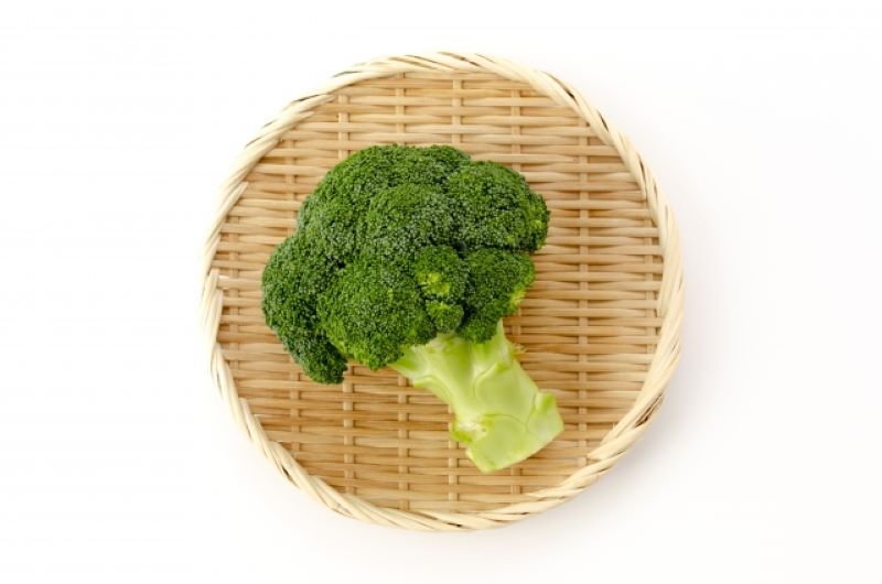 緑黄色野菜に含まれるルテインは目の老化防止に効果がある（Ph／photoAC）