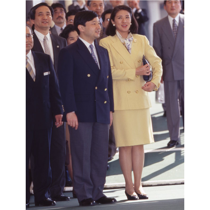 1999年4月、隅田川クルーズのため、乗船される天皇陛下（当時は皇太子）と雅子さま