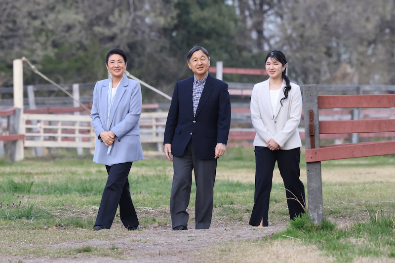 2023年4月に栃木県高根沢町の御料牧場に滞在された天皇皇后両陛下と愛子さま