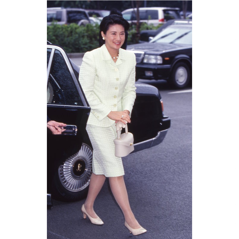 2002年6月、東京・世田谷の国立成育医療センター開設記念国際シンポジウムに出席された雅子さま