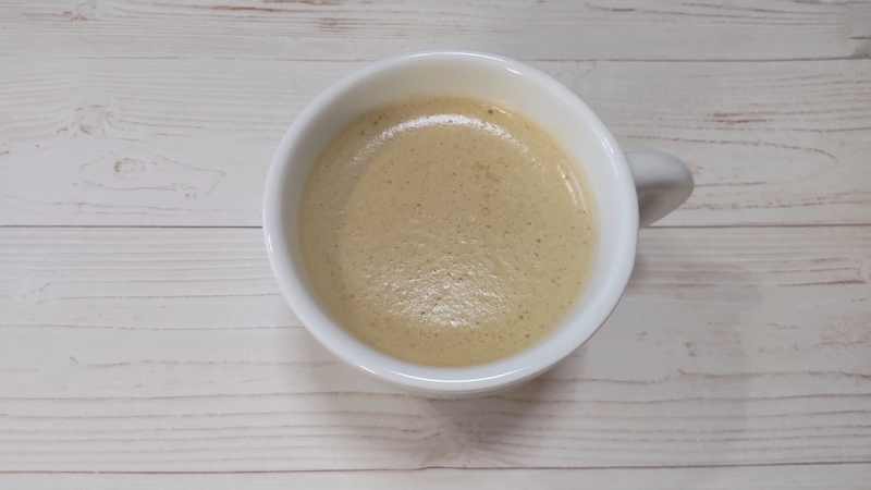 無味無臭のMCTオイルはコーヒーなどの飲み物に入れて飲んでも◎（Ph／photoAC）